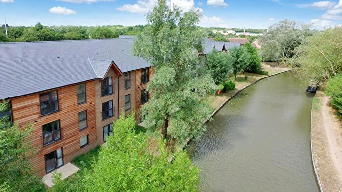 1 Bedroom Apartment To Rent In Waterside House, Woodley Headland, Peartree Bridge, Milton Keynes, MK6