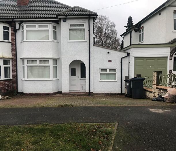 4 Bedroom House To Rent In Weymoor Road, Birmingham, B17