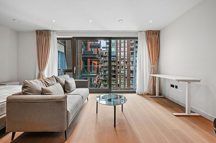 Studio To Rent In Viaduct Gardens, London, SW11