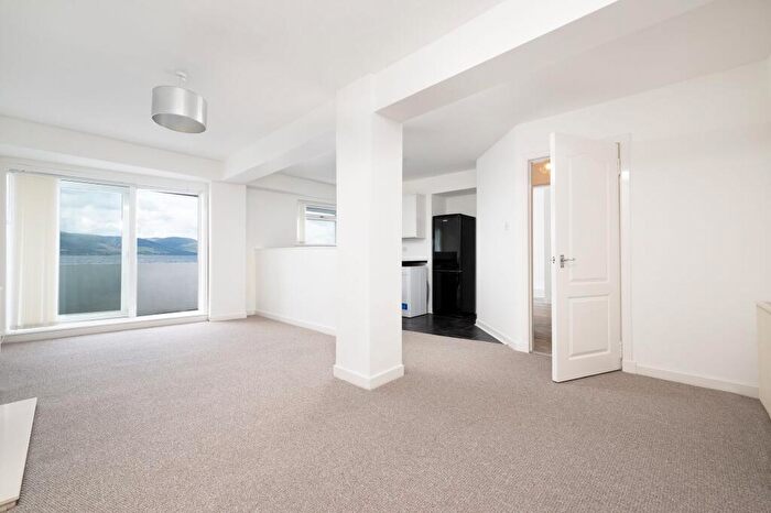1 Bedroom Flat For Sale In Albert Road, Gourock, PA19