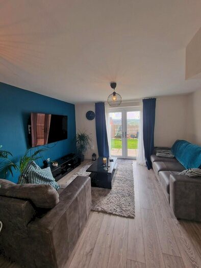 2 Bedroom End Of Terrace House To Rent In Chesterholm Avenue, Newcastle Upon Tyne, NE15