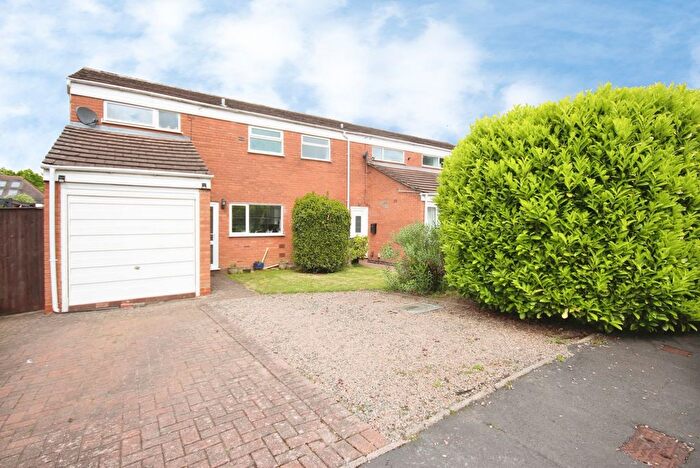 2 Bedroom End Of Terrace House For Sale In Conifer Paddock, Coventry, West Midlands, CV3