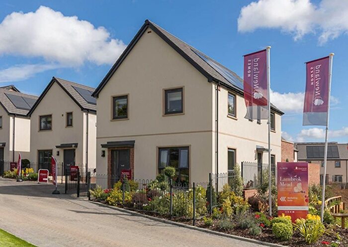 4 Bedroom Detached House For Sale In Frome Road, Trowbridge, BA14