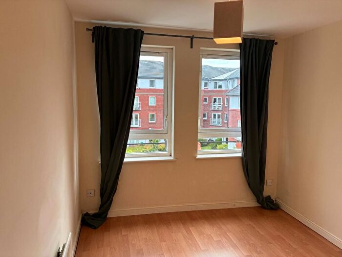 2 Bedroom Flat To Rent In West Savile Gardens, Grange, Edinburgh, EH9
