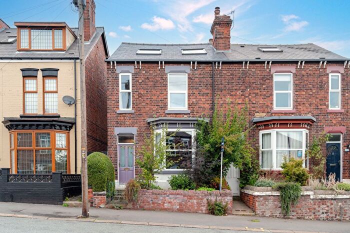 4 Bedroom Semi Detached House For Sale In Machon Bank, Nether Edge, S7