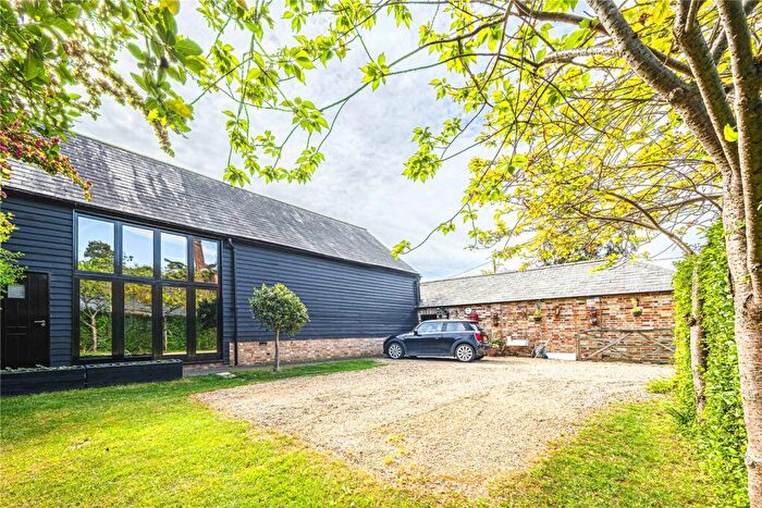 3 Bedroom Detached House For Sale In High Street, Eaton Bray, Bedfordshire, LU6
