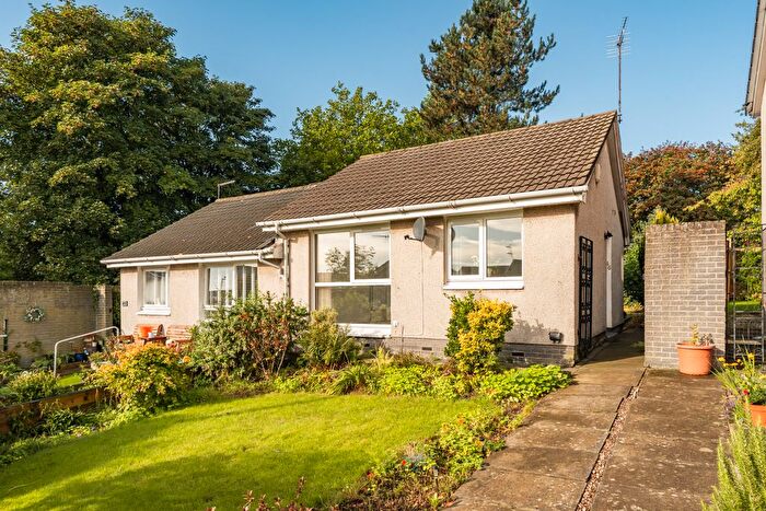 2 Bedroom Semi-Detached Bungalow For Sale In Craigs Park, Edinburgh, EH12