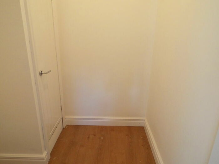 1 Bedroom Flat To Rent In Station Street, Mansfield Woodhouse, NG19