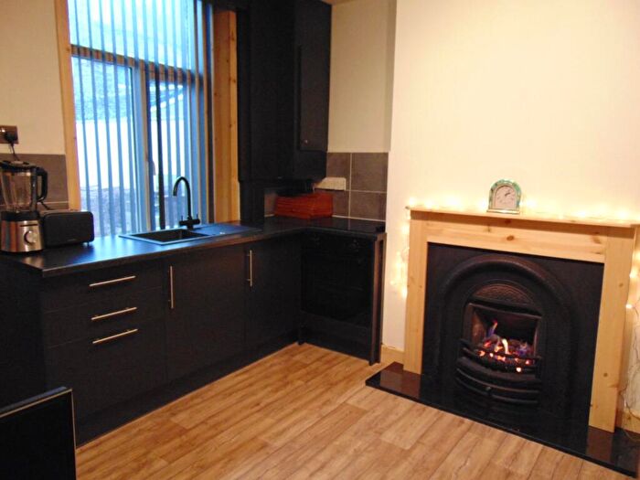 1 Bedroom Flat To Rent In Furness Street, Burnley, BB10
