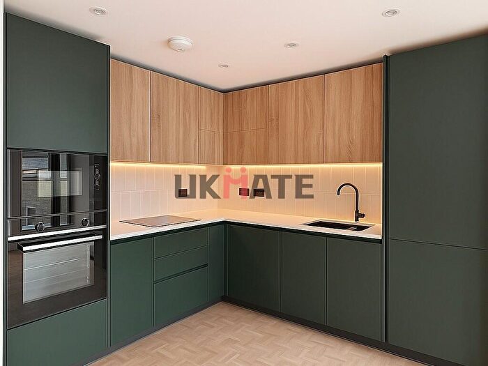 2 Bedroom Flat To Rent In Danvers Avenue, SW11