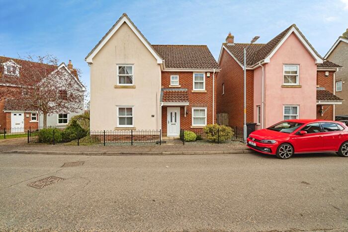 4 Bedroom Detached House For Sale In Field Maple Road, Watton, Thetford, Norfolk, IP25