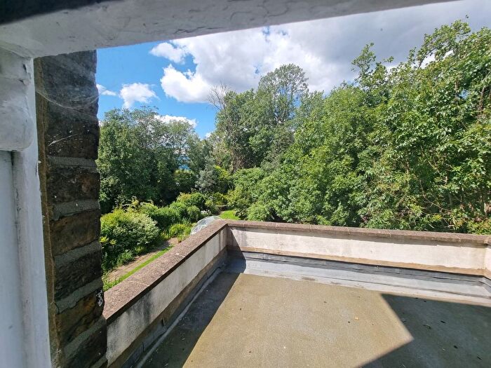 1 Bedroom Flat To Rent In Cavendish Road, London, NW6