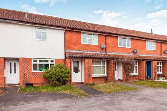 2 Bedroom Terraced House To Rent In Gregory Close, Reading, RG6