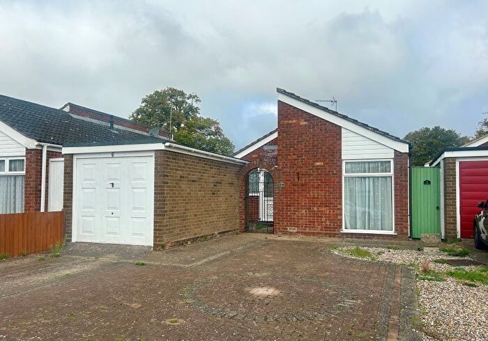 2 Bedroom Detached Bungalow For Sale In Kirkham Close, Ipswich, Suffolk, IP2