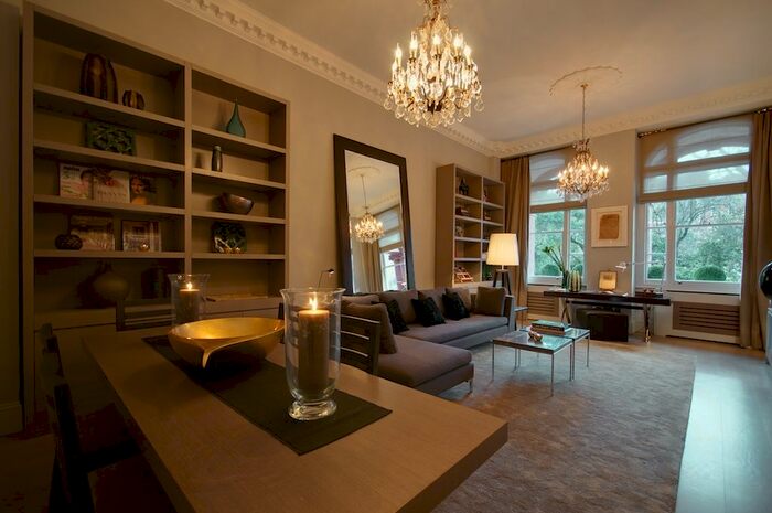 3 Bedroom Flat To Rent In Cadogan Square, London, SW1X