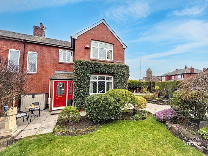 3 Bedroom Semi-Detached House For Sale In Church Road, Shaw, OL2