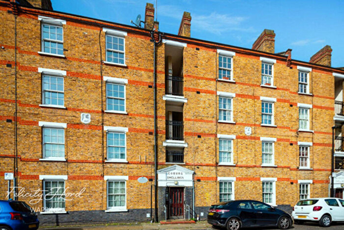 2 Bedroom Apartment For Sale In Coburg Dwellings, Hardinge Street, E1