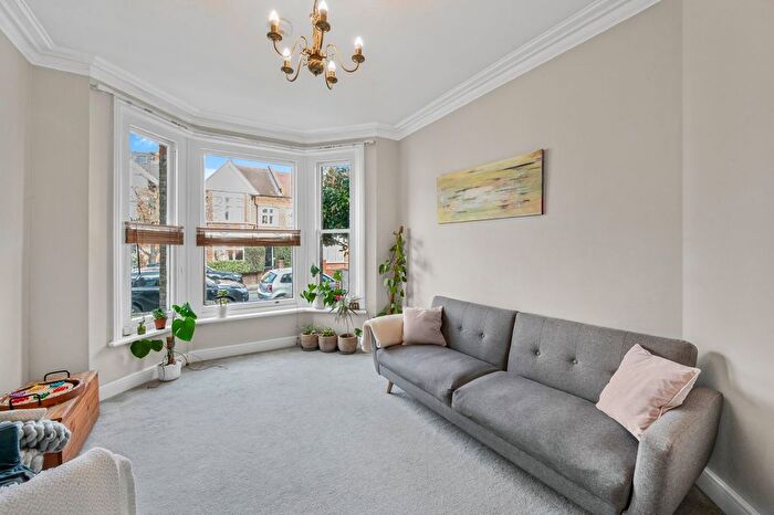 1 Bedroom Flat To Rent In Clarendon Drive, West Putney, SW15