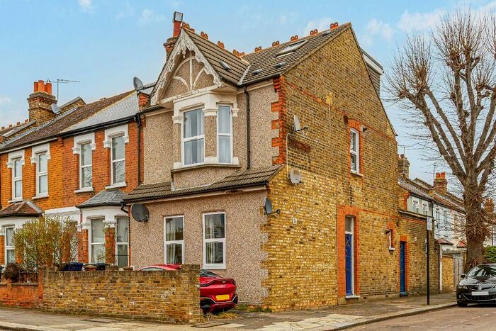 1 Bedroom Maisonette To Rent In Westfield Road, Ealing, London, W13