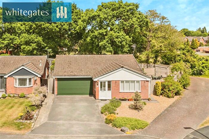 3 Bedroom Bungalow For Sale In Waverton Close, Hough, Crewe, Cheshire, CW2