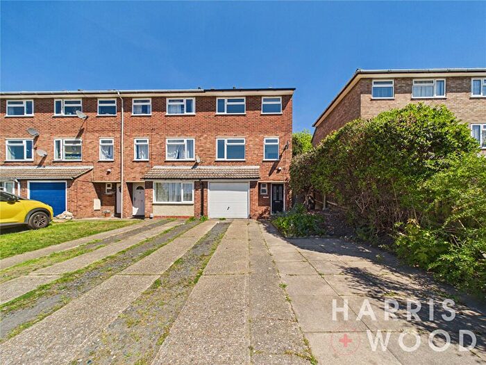 3 Bedroom End Of Terrace House To Rent In St. Andrews Avenue, Colchester, CO4