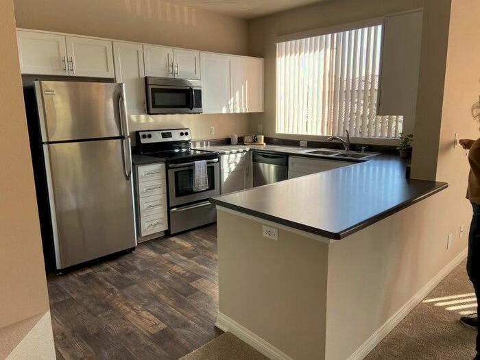 1 Bedroom Flat To Rent In Roundhay Road, Leeds, LS8