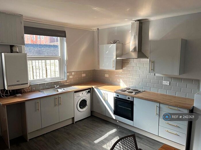 3 Bedroom Terraced House To Rent In Agnes Road, Barnsley, S70