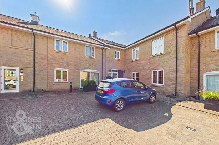 2 Bedroom Flat For Sale In Evelyn Fison Mews, Eastward Place, Stowmarket, IP14