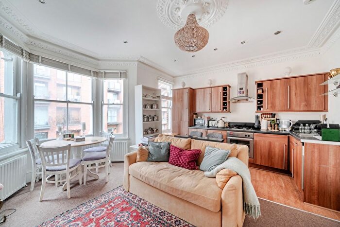 2 Bedroom Flat To Rent In Maygrove Road, NW6