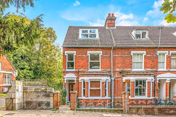 4 Bedroom Town House For Sale In Cemetery Road, Ipswich, IP4