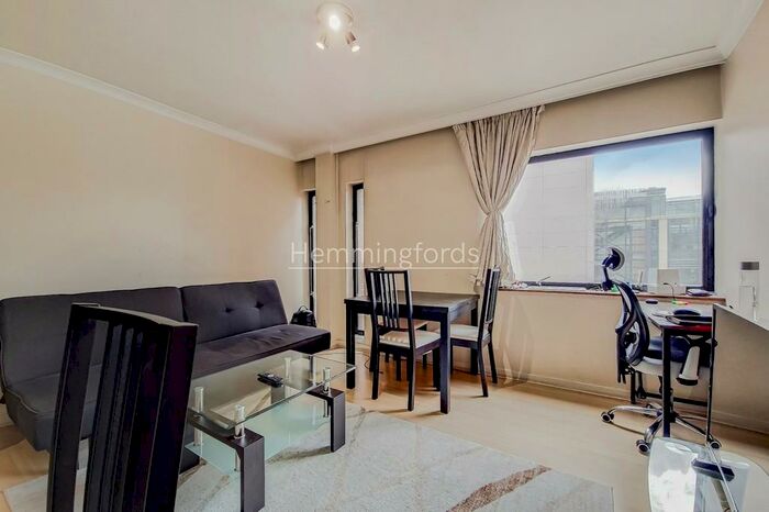 1 Bedroom Apartment To Rent In Queens Quay, Upper Thames Street, EC4V