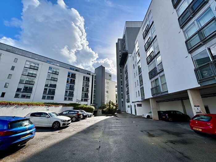 2 Bedroom Flat To Rent In Water Street, Manchester, M3