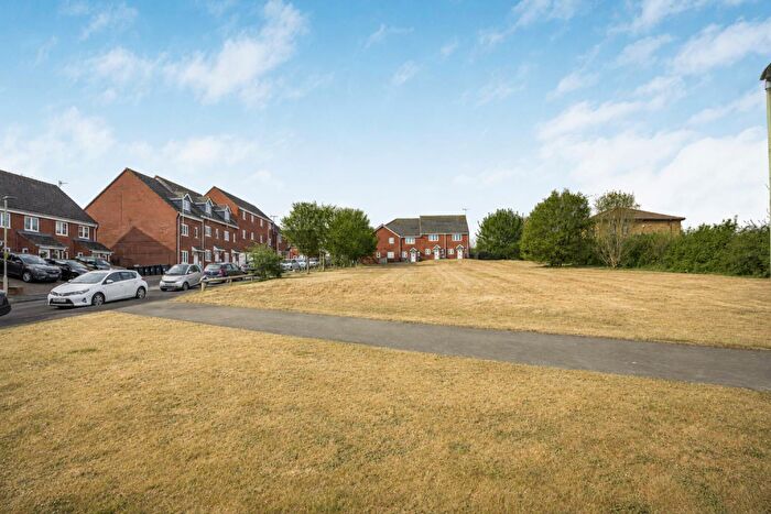 2 Bedroom Apartment For Sale In Tolsey Gardens, Tuffley, Gloucester, GL4
