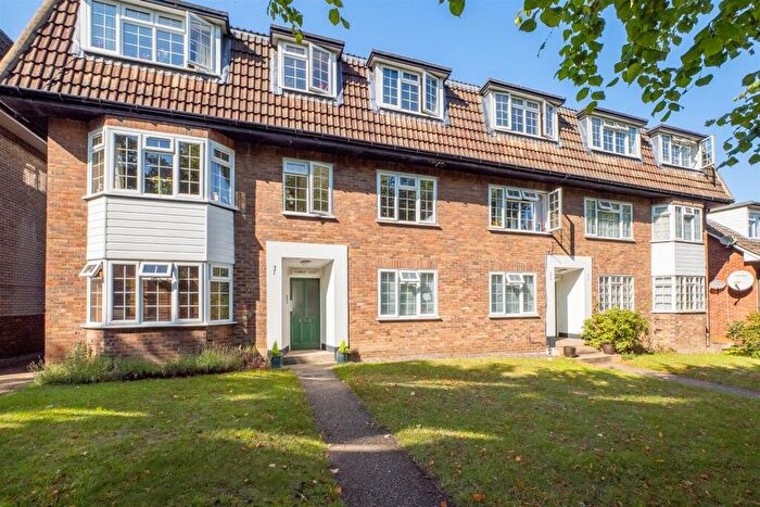 2 Bedroom Apartment For Sale In Ringstead Road, Sutton, SM1