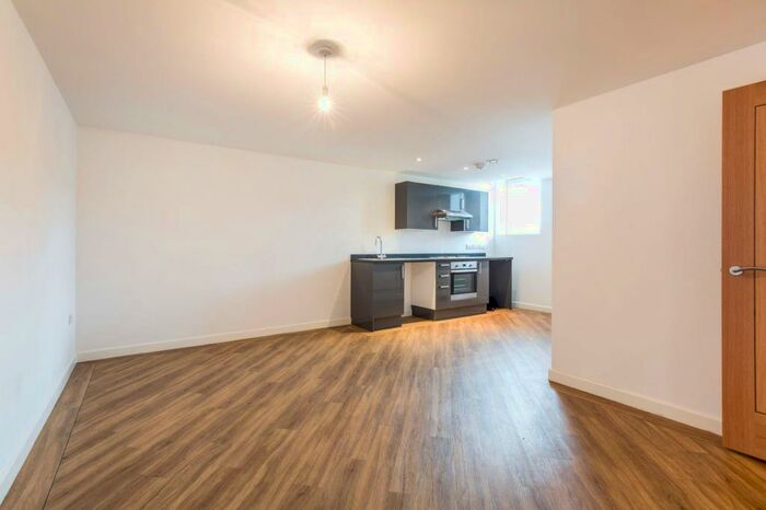 2 Bedroom Apartment To Rent In Cornerstone House, London Road, PO2