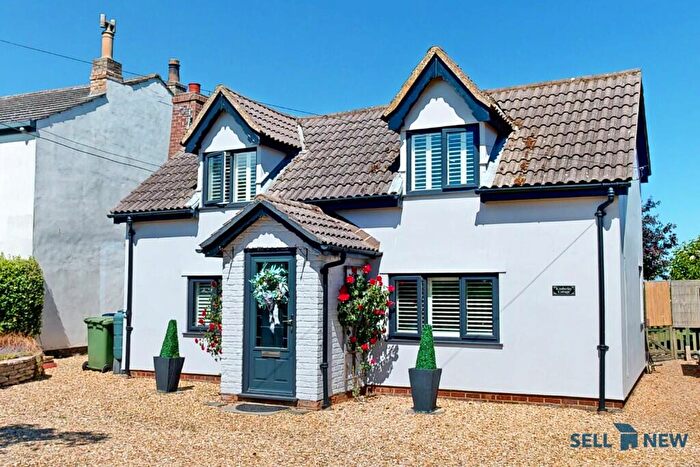 2 Bedroom Detached House For Sale In **No Chain, With Far Reaching Views** Kimberly Cottage, Christchurch, Wisbech, PE14