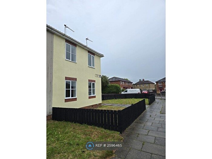3 Bedroom Semi-Detached House To Rent In Primrose Avenue, South Shields, NE34