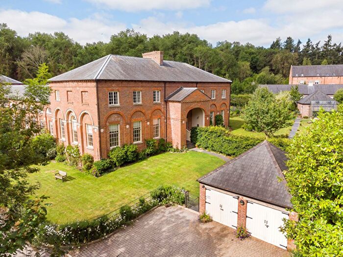 4 Bedroom Detached House For Sale In Mold Road, Denbigh, LL16