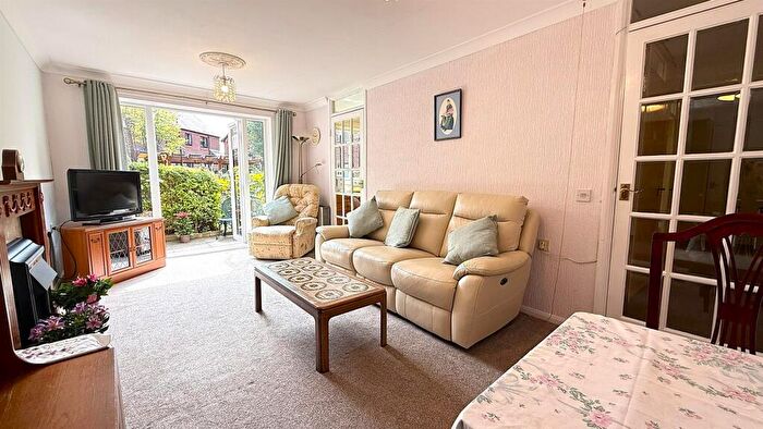 2 Bedroom Retirement Property For Sale In Grosvenor Court, The Green, Kings Norton, B38