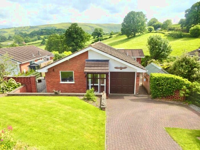 2 Bedroom Bungalow For Sale In Hill View Estate, Brecon Road, Builth Wells, Powys, LD2