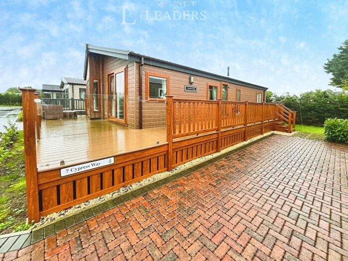 2 Bedroom Detached House For Sale In Cypress Way, Hambrook Park, Chichester, PO18