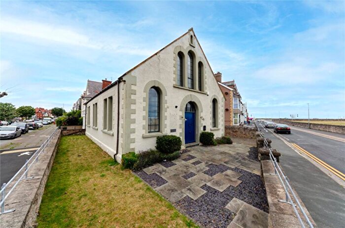 3 Bedroom Link Detached House For Sale In Nant Y Gamar Road, Llandudno, Conwy, LL30