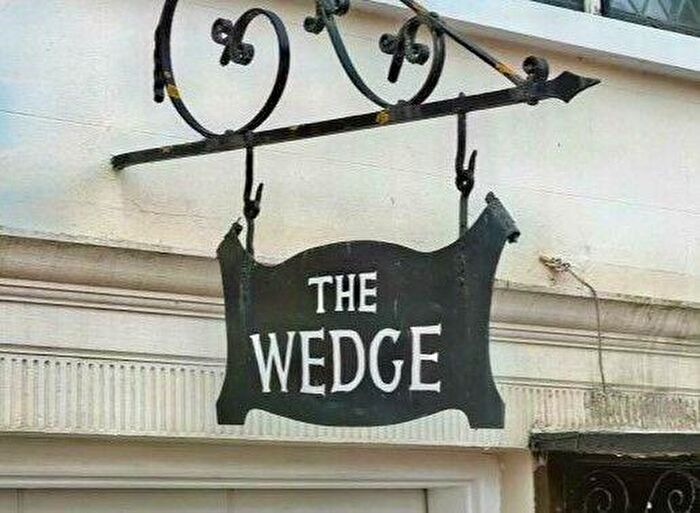 2 Bedroom Terraced House To Rent In Spencer Road, Eastbourne, BN21