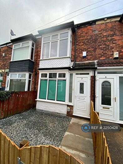 2 Bedroom Terraced House To Rent In Maye Grove, Hull, HU5