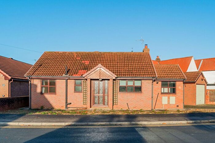 2 Bedroom Bungalow For Sale In Manor Farm Close, Brayton, Selby, YO8