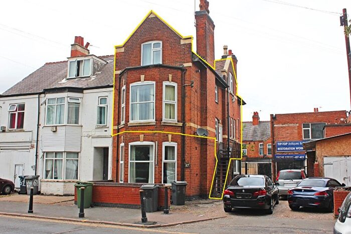3 Bedroom Flat To Rent In Upperton Road, West End, Leicester, LE3