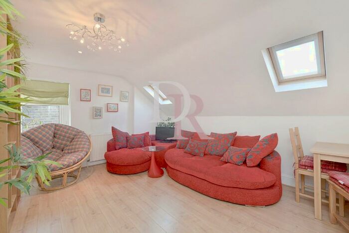 1 Bedroom Flat To Rent In Hainault Road, London, E11