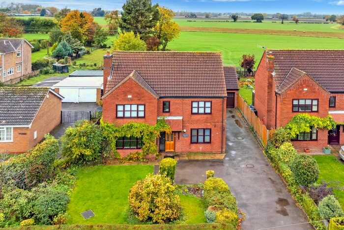 4 Bedroom Detached House For Sale In Lordship Lane, Wistow, Selby, YO8