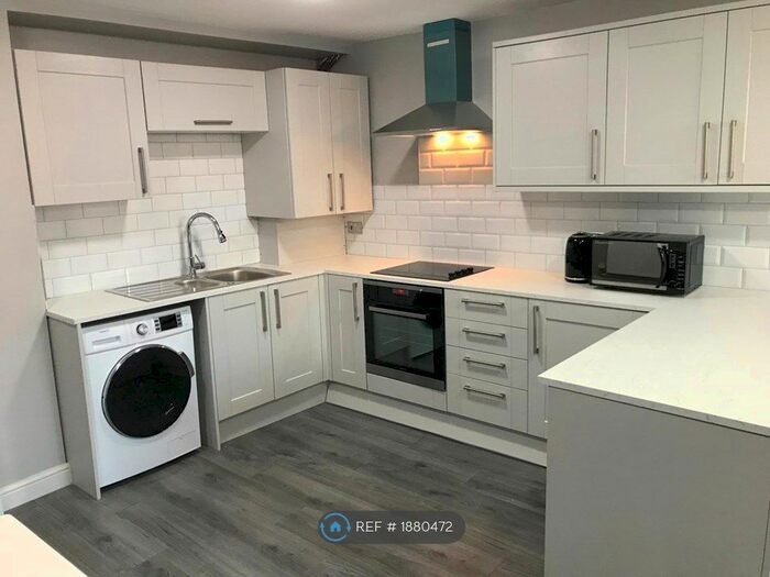 4 Bedroom Flat To Rent In The Stiles, Ormskirk, L39