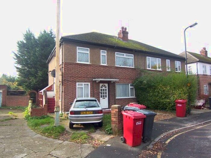 2 Bedroom Maisonette To Rent In Town Centre, SL1